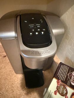 Keurig Coffee Maker with Pods