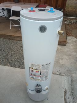 Water Heater 30 Gallons 