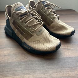 Adidas NMD R1 V2