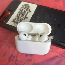 AIRPODS 2nd. Generation.    