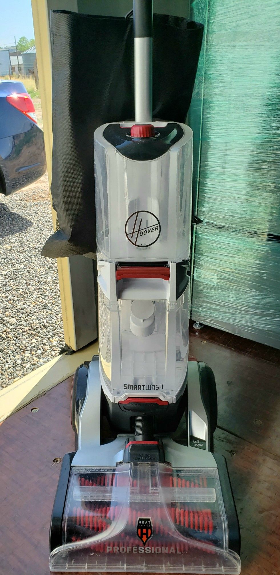 Hoover Professional Series SmartWash Advanced Automatic Upright Pet