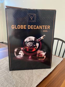Globe Decanter Gift