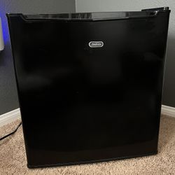 sunbeam cubic mini fridge 