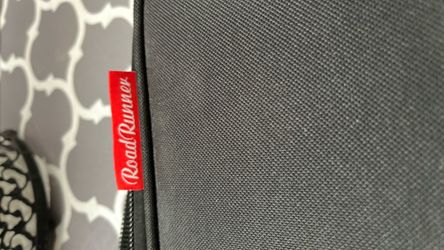 Heavy duty roadrunner guitar case like Neil