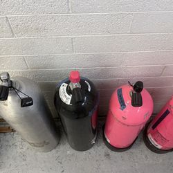 Scuba tanks