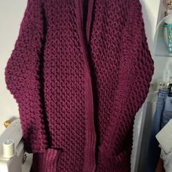 HANDMADE THICK AND COZY CARDIGAN 