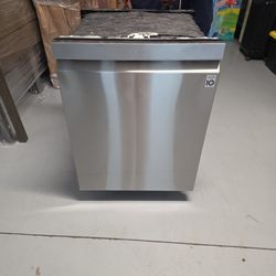 Dishwasher 