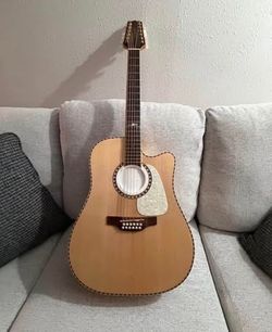 Takamine 12 string