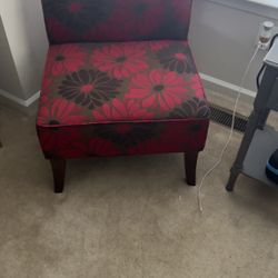Accent chairs 