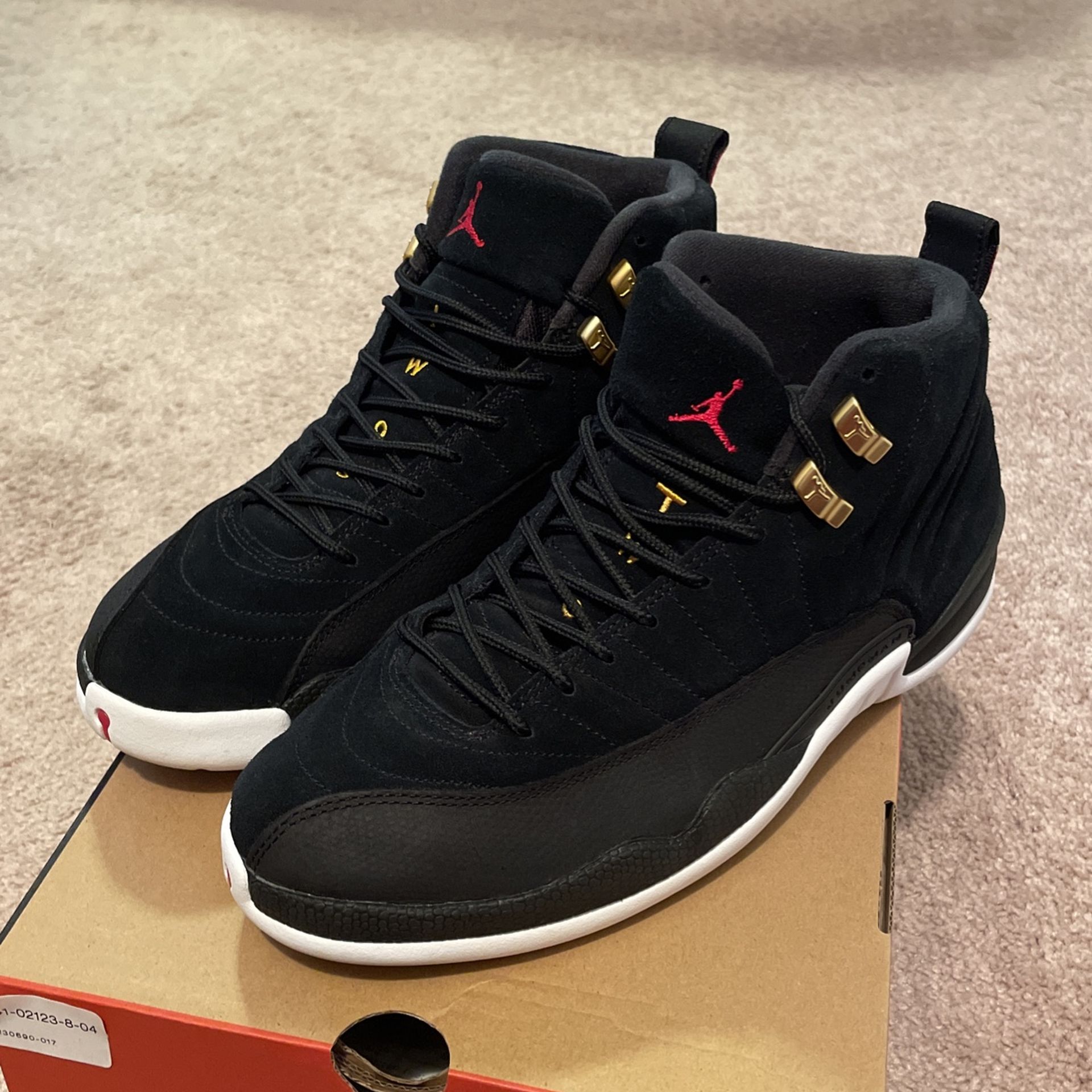 Air Jordan 12 Retro Black Taxi’s Size 9.5