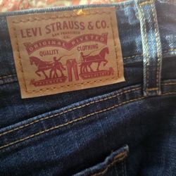 ALMOST NEW WORN ONce LEVIS