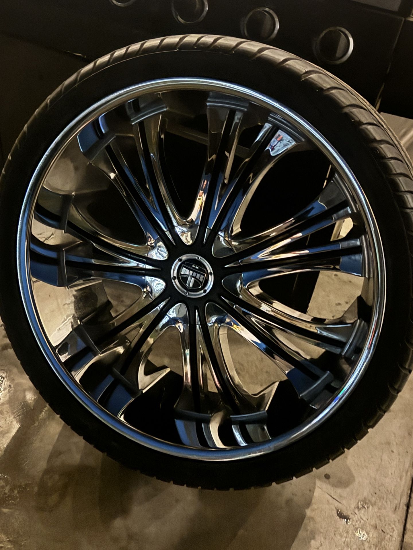 26" Dub Mamba Wheels