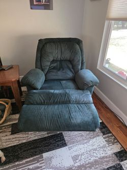 Free Lazy boy manual recliner