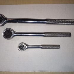 Set Of Three Rachets: 1/2, 3/8, 1/4 Unbranded