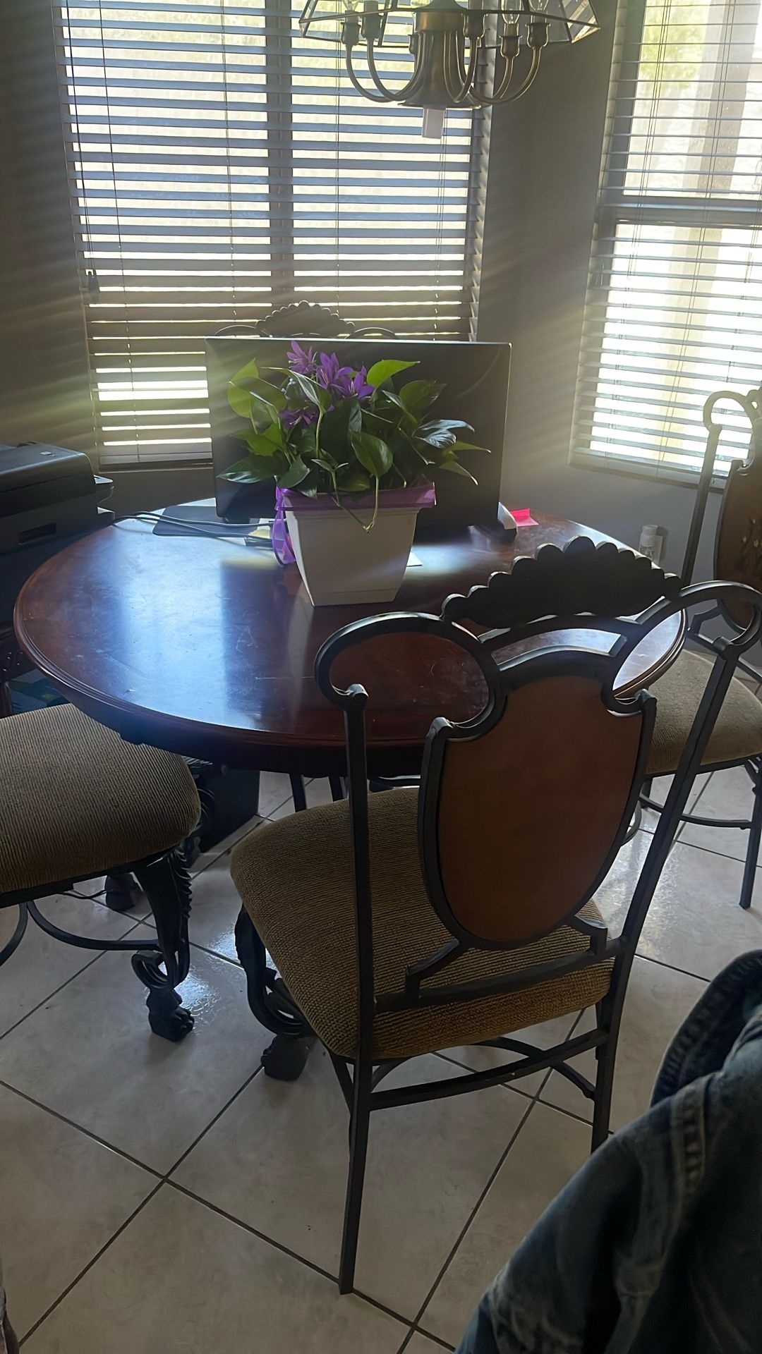 Breakfast Table