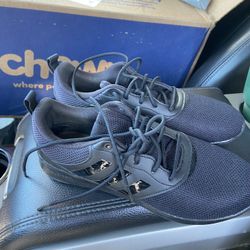 ADIDAS  size 7 Women’s 