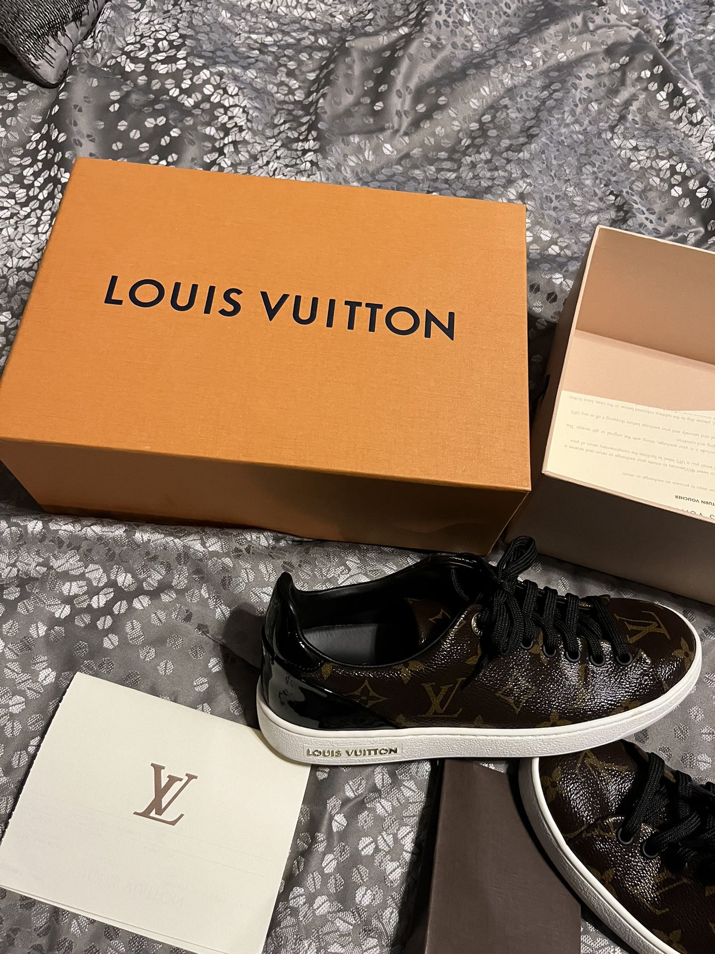 Louis Vuitton Frontrow Monogram Sneaker Sz 5.5 for Sale in Merrick, NY -  OfferUp