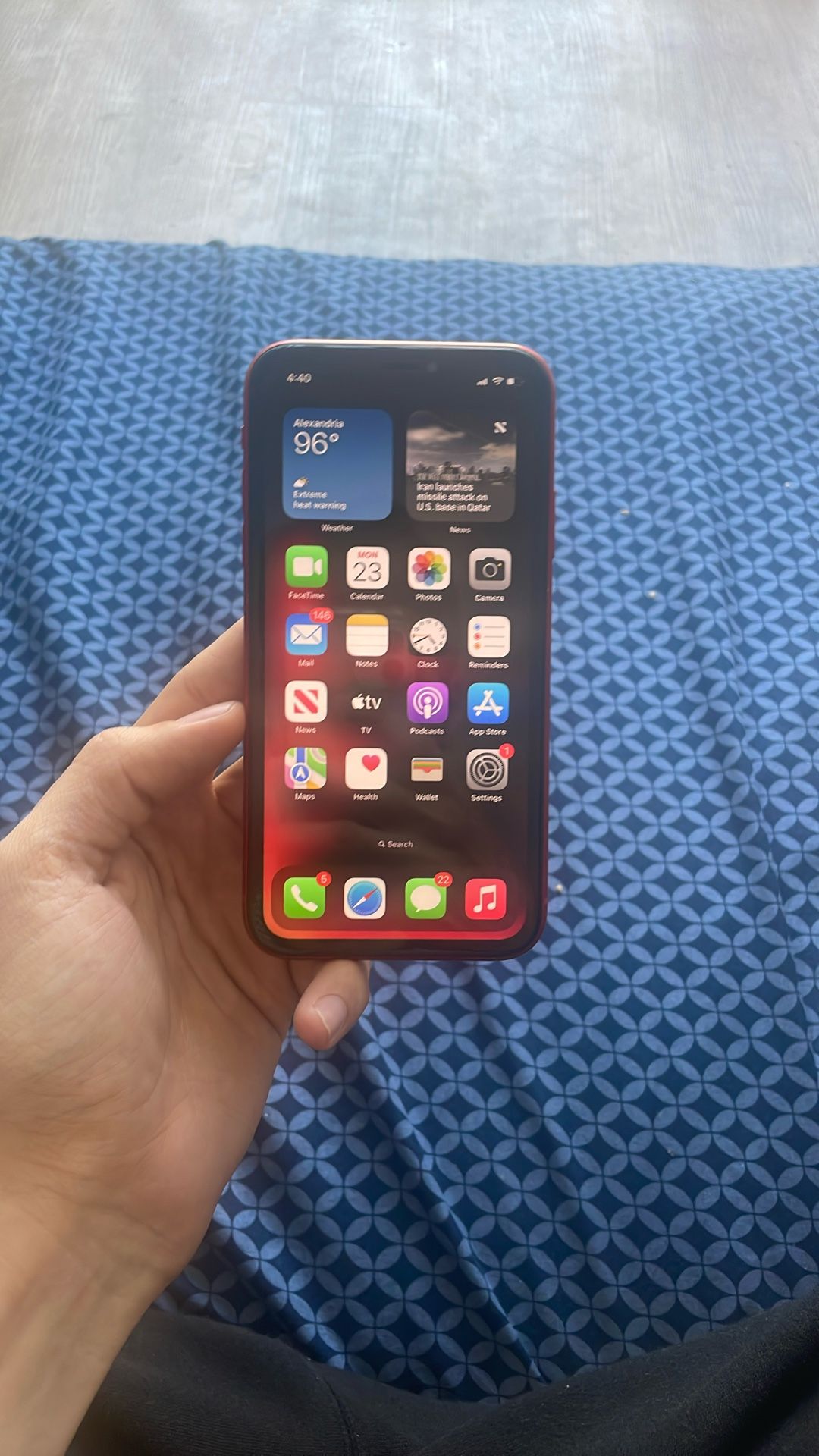 iPhone XR 64GB T-Mobile