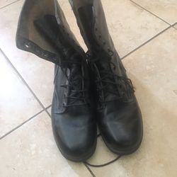 Military Boots 10 1\2 W