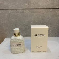 Valentine Born In Roma Ivory