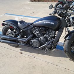 2021 Indian Scout bobber sixty