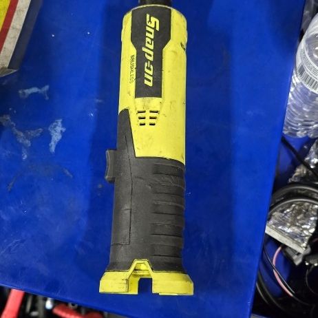 SNAP ON RATCHE GOOD CONDITION BATERY NOT  CHARGER INCLUDED 