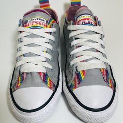 Girls Multicolor Converse Size 2Y