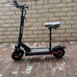 Electric scooter