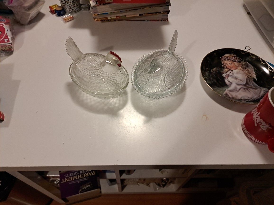Vintage Indiana Glass Hen And Chicken Cover Dish Set
