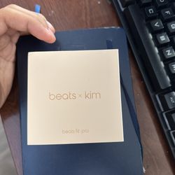 Beats Fit Pro X Kim