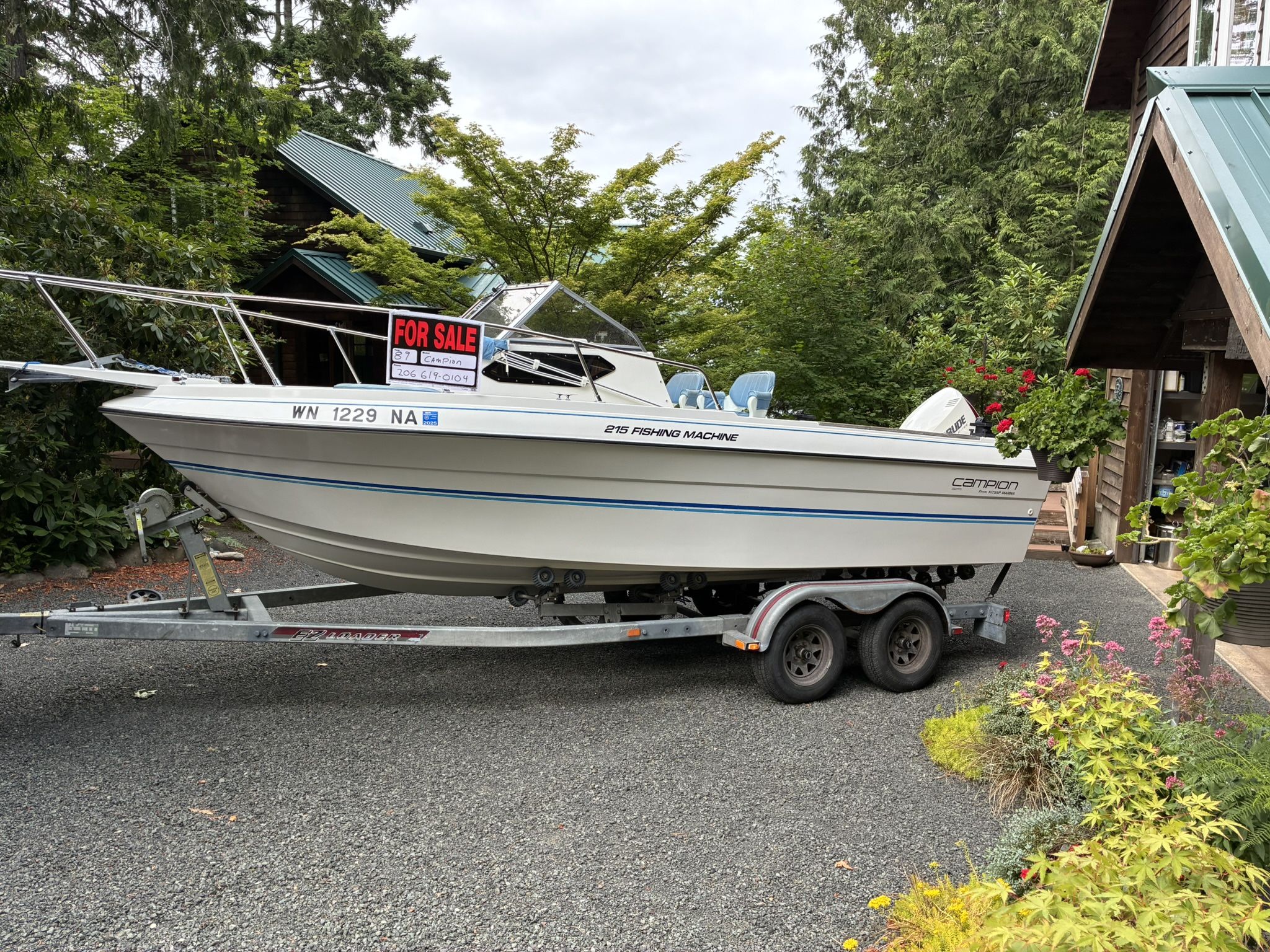 1989 21’ Campion Fishing Machine w/ 2013 Evinrude 175hp
