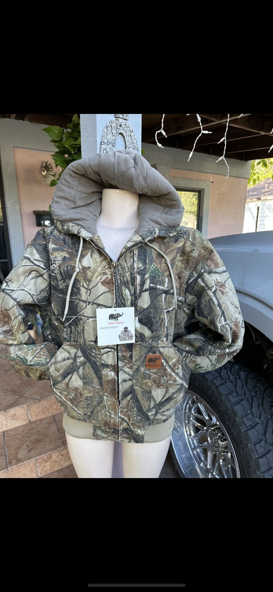 CHAMARRAS IMPERMEABLES Y CALIENTITAS DIFERENTES TALLAS WATERPROOF JACKETS HOODIES AND MORE