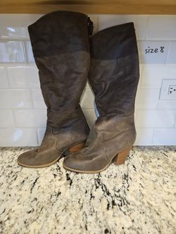 Womens Size 8 Tall Boots 