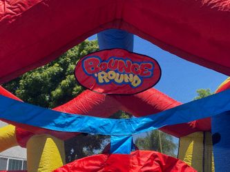 Spin Master Bounce ‘Round Bounce House