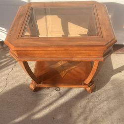 Side/end Table