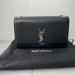 Saint Laurent Medium Kate Bag In Black