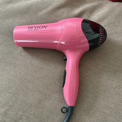 Blow Dryer Revlon Iconic