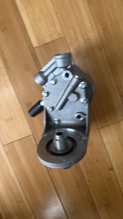 Fuel injection pump Mack E7