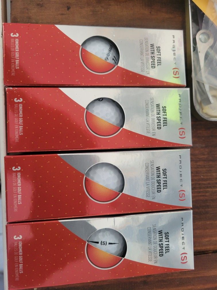 NEW TaylorMade Project (s) golf balls One Dozen (12 Balls)