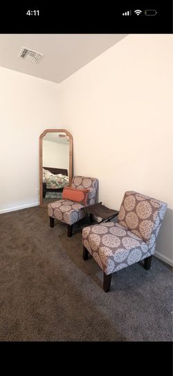 Accent Chairs