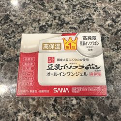 Japanese Skin Care SANA Nameraka 