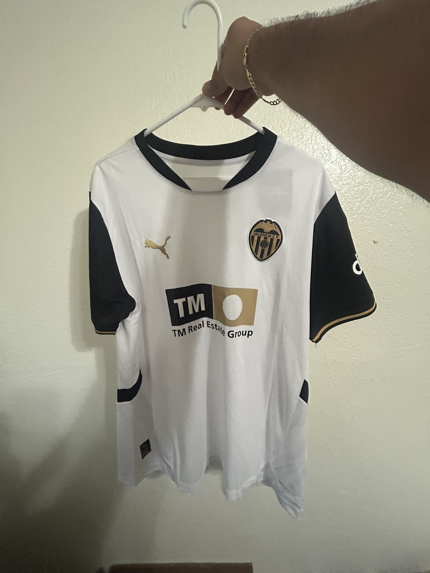 Valencia Soccer Jersey Size Xl