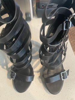Wild diva stiletto women’s shoes new 6.5