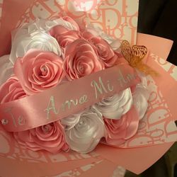Pink And White Eternal Boquet Titled As “te Amo Mi Amor” 