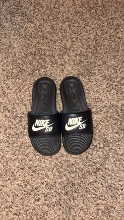 Nike sb slides