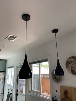Modern Teardrop Pendant Lights (set of 2)