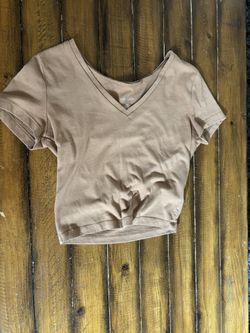 Brown V neck Xs