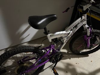 Ozone 500 Kids' Shock Force 20 In 7-Speed Mountain Bike