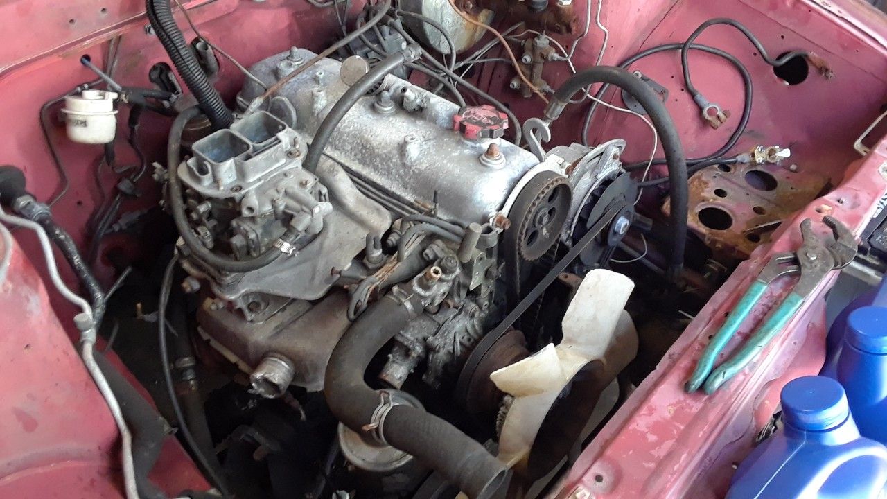 1984 - 1987 Toyota Corolla Sr5 Ae86 4ac engine and transmission