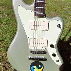 EMG Upgraded) Harley Benton JA-60 CC-Inca Silver Jazzmaster Guitar StopTail